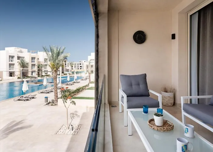 Epic & Exquisite 2 Bedroom W & Pool Mangroovy Hurghada